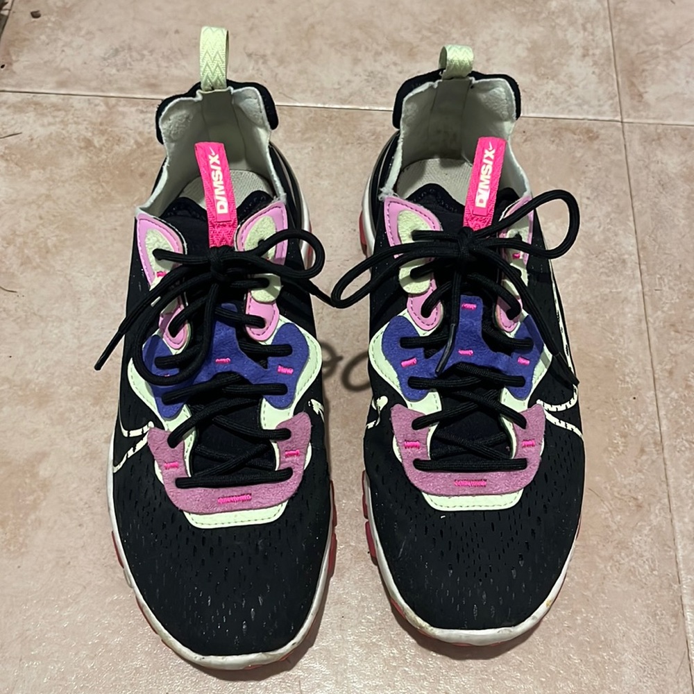 Rare Nike React Vision